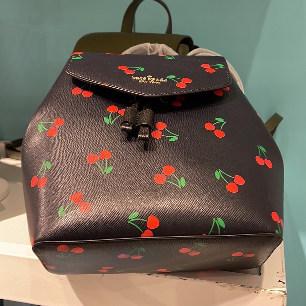 Kate Spade lizzie medium flap backpack
BLACK MULTI - Picture 12 of 16